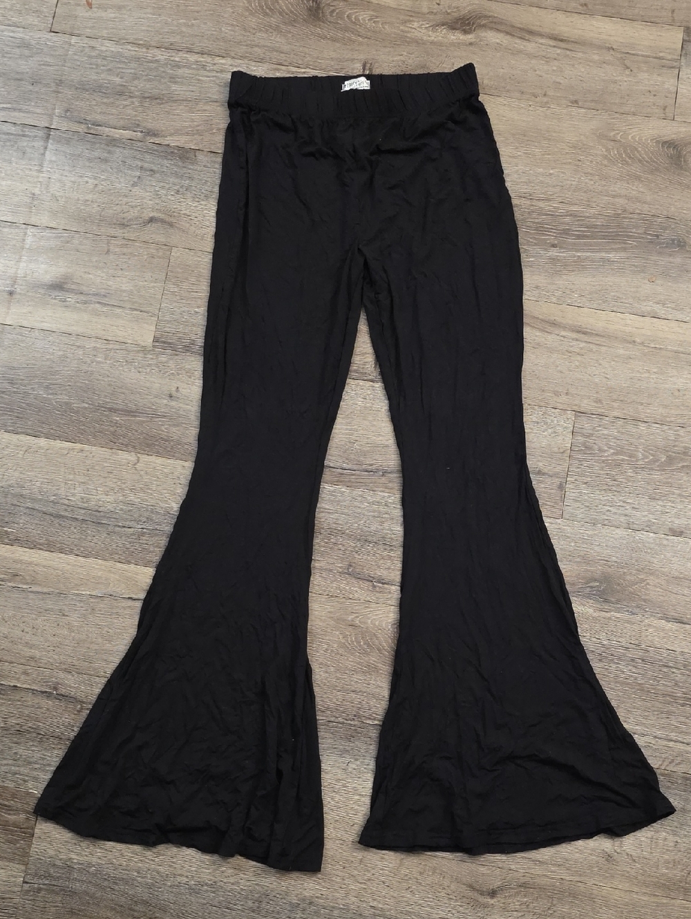 NWT:Daisy Del Sol Black Bell Bottom-Stretch Waist